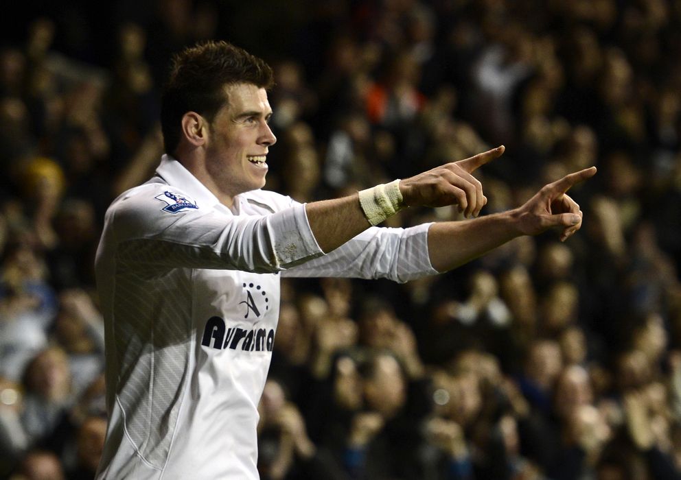 Gareth Bale – Tottenham Hotspur và West Ham United (2013) - Bàn thắng đẹp nhất Ngoại hạng Anh