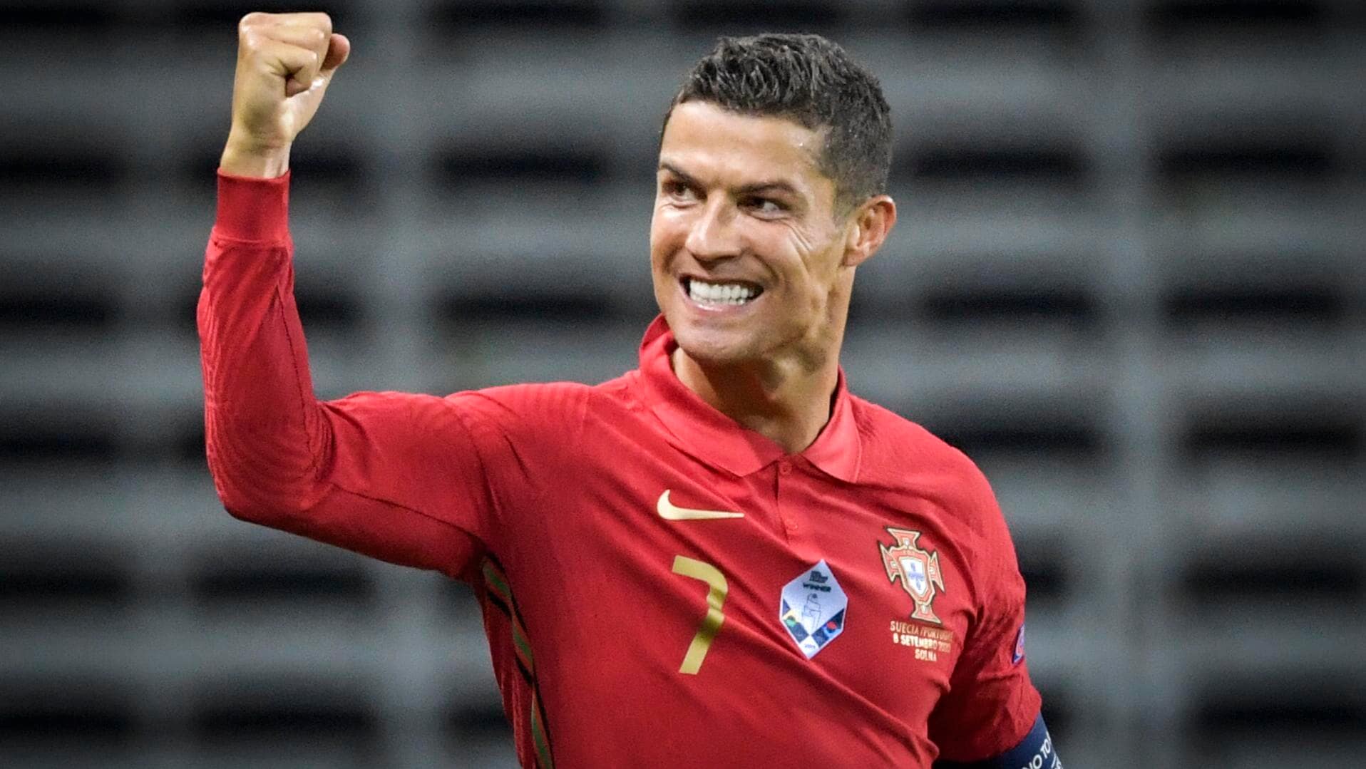 Cristiano Ronaldo - Cầu thủ ghi bàn nhiều nhất